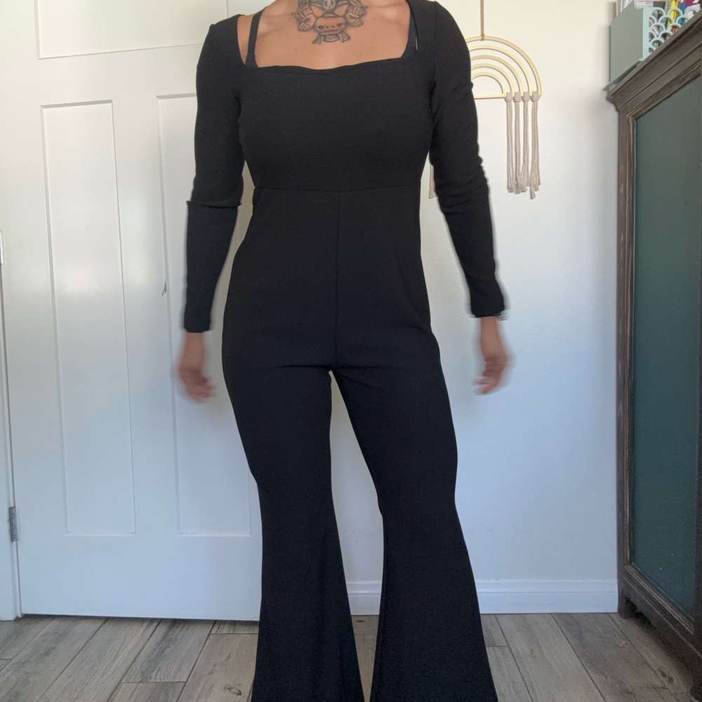 SHEIN Black Square-Neck Long-Sleeve Flare Jumpsuit